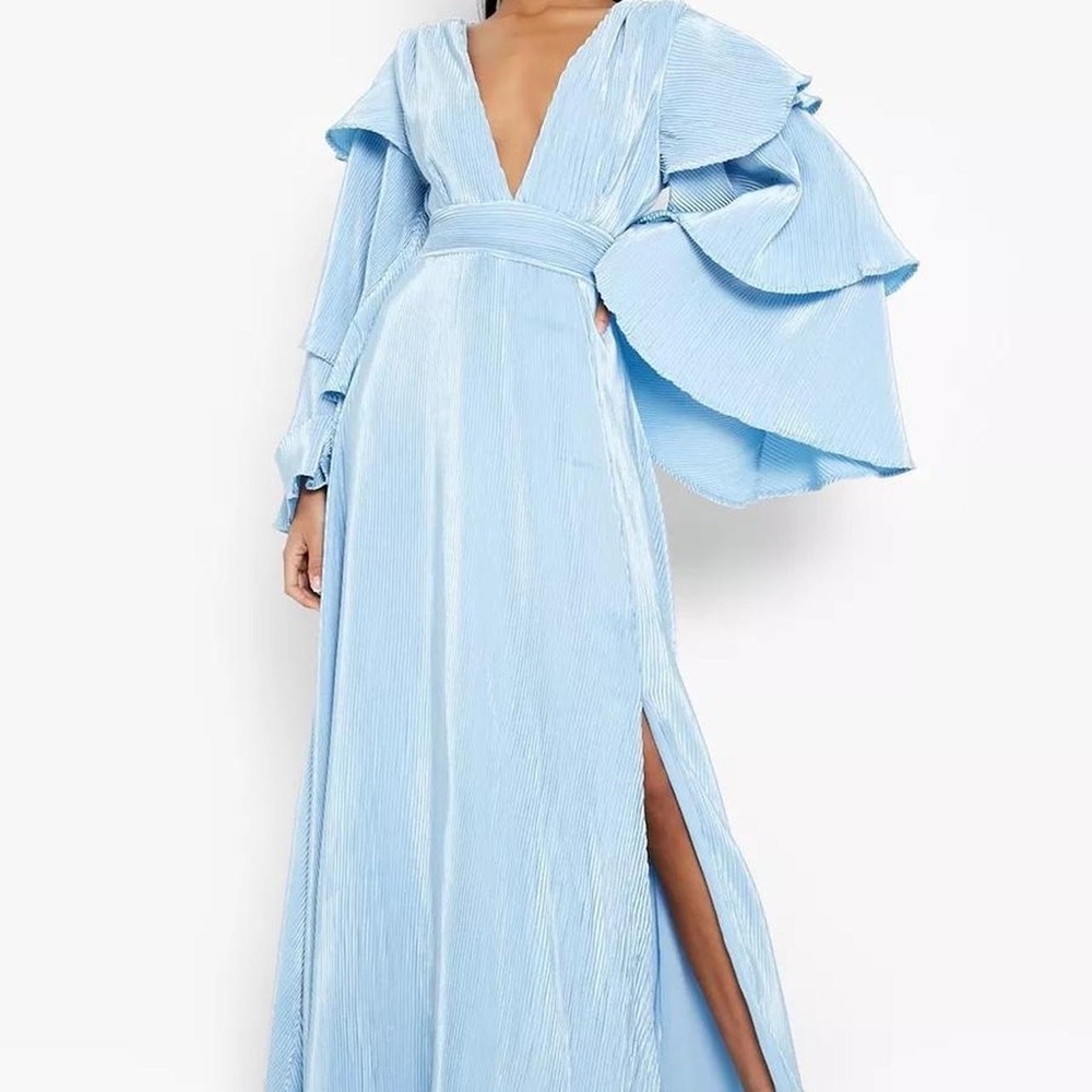 Boohoo Light Blue Long Sleeve Dress